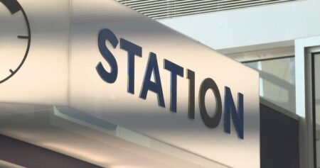 Quebec hair salon ordered to pay $500 to non-binary client