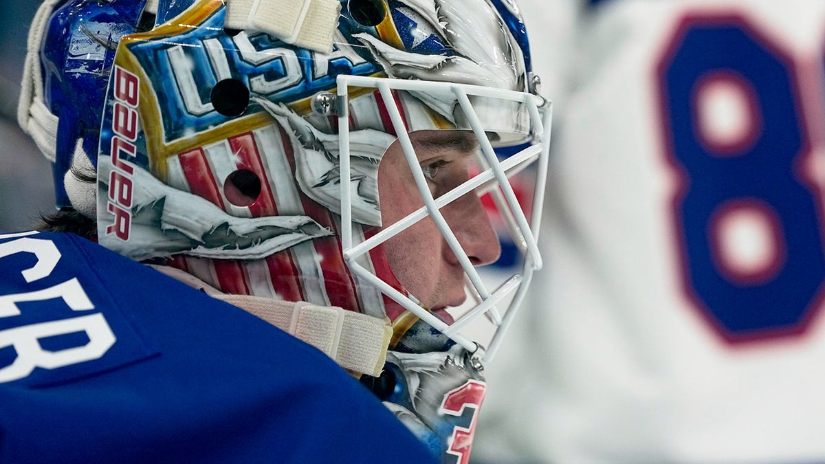 Jake Oettinger warms up