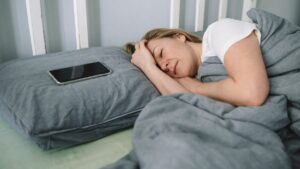 This iPhone Feature Helps Me Get More Quality Sleep