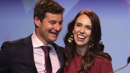 Sydney over Melbourne? Jacinda Ardern develops a taste for Curl Curl