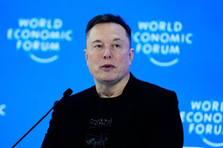 TSA Crisis Update: Elon Musk Offers To Pay Salaries During Funding Impasse