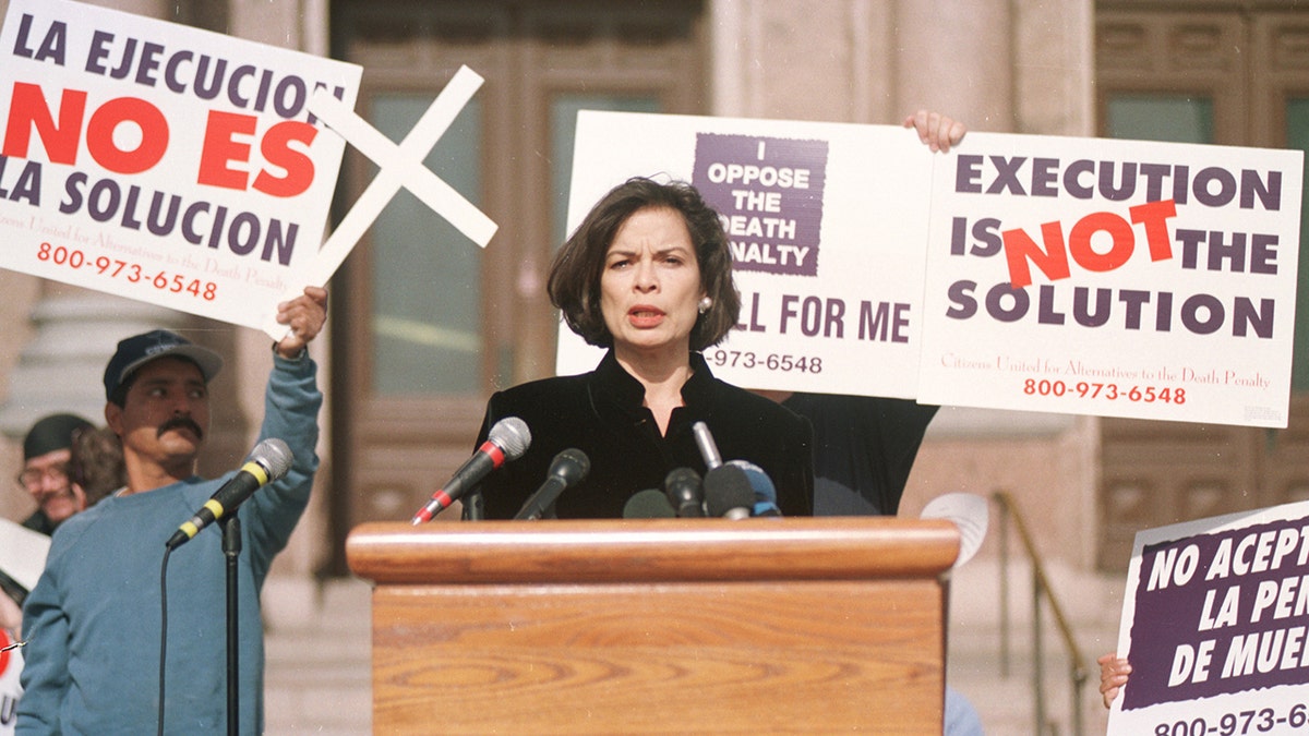 Bianca Jagger protesting the death penalty.