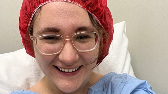 Hannah Kennelly before her laparoscopic surgery in 2024. 