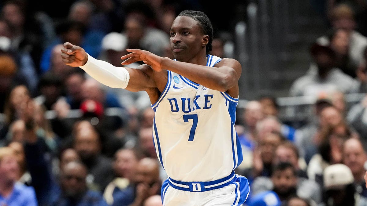 Duke's Dame Sarr celebrates a basket