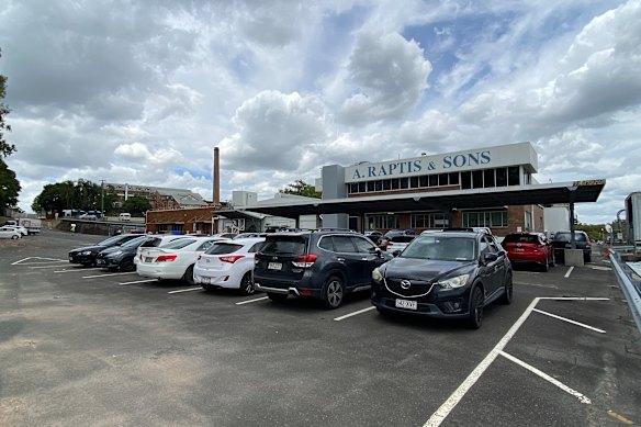 The existing A. Raptis & Sons headquarters and seafood-processing factory in Brisbane’s eastern suburbs.