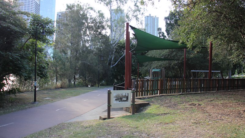 Two Brisbane parks to partially close for clean-up after heavy metals found in soil