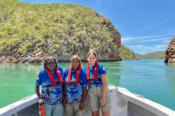 Dambimangari Tour Guides Robyn Mungulu, Esekia Bradshaw and Chelsea Osborne.