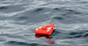 Dead body found in Hamilton, Ont. waterfront, police investigating