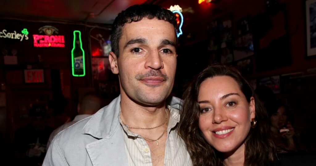 Pregnant Aubrey Plaza Supports Boyfriend Christopher Abbott’s ‘Death of a Salesman’ Broadway Opening