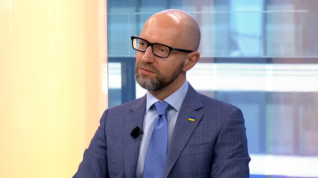 Ukraine's former PM: Putin will try to recruit any envoy sent to talks