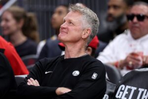 Steve Kerr Agrees to New Deal to Return as Warriors Coach: Report