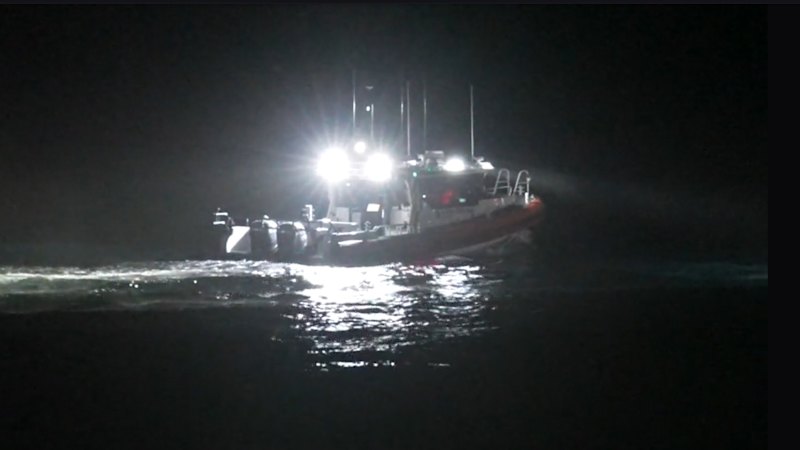 Swimmer still missing off Trigg beach