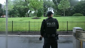 Gunman dead after opening fire near White House checkpoint, Secret Service says