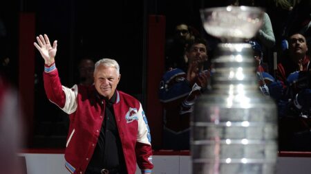 Claude Lemieux's family pays tribute to NHL champion who died days after Canadiens torch ceremony