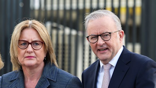 Premier of Victoria Jacinta Allan and Prime Minister Anthony Albanese during their one appearance together this campaign.