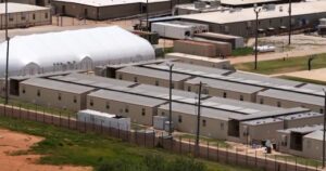 Children “held like criminals” inside ICE detention center