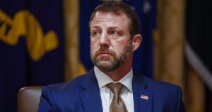 DHS chief Mullin says agency has no plan to shut down “Alligator Alcatraz” detention center