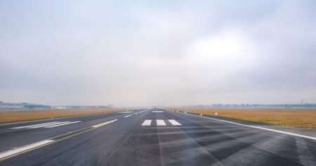 2 injured after aircraft engine failure forces emergency landing in Ontario