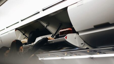 Airlines could lock overhead bins over evacuation safety concerns