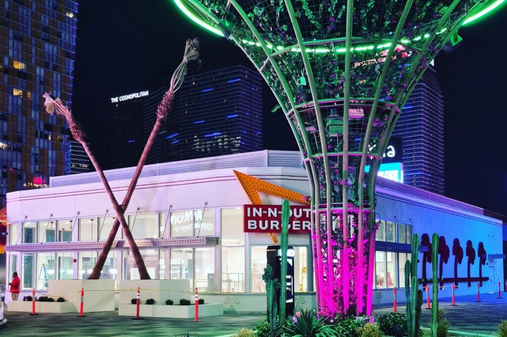 Absolutely colossal Vegas In-N-Out Burger opens on the strip today, will be the chain’s largest location on Earth