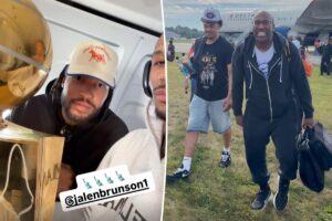 Air traffic controllers fanboy over Knicks’ Finals win as champions enjoy scenic flight home: ‘Plane’s rocking’