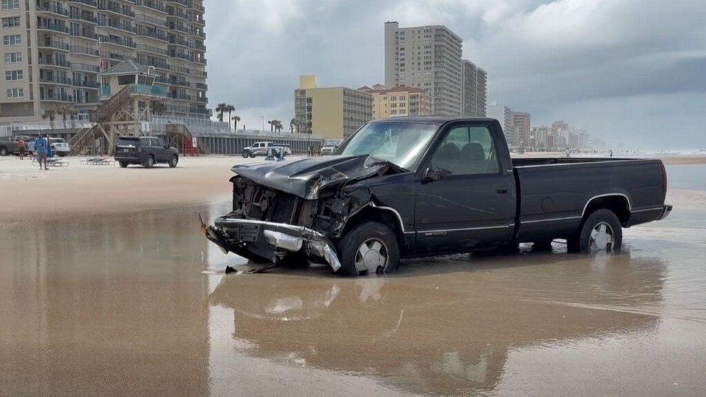 Florida beach toll booth worker killed after driver rams structure before getting stuck in sand, sheriff says