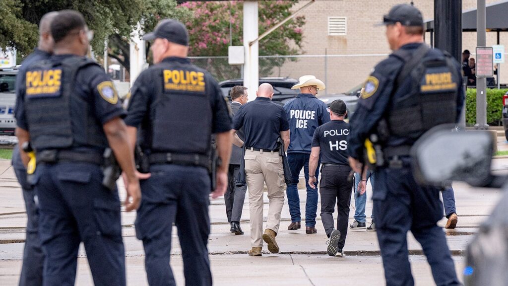Heroic ICE officers, staff member open up on growing dangers: ‘Am I going to die?'
