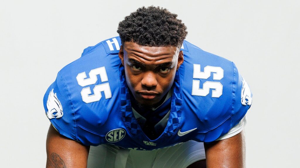 Kentucky football mourns Nic Smith after defensive lineman found dead on campus