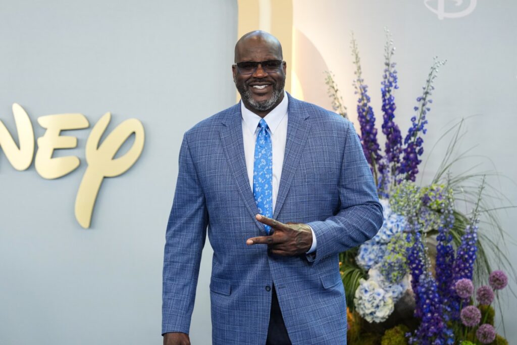 Shaquille O’Neal Has Clear Request for Spurs’ Victor Wembanyama