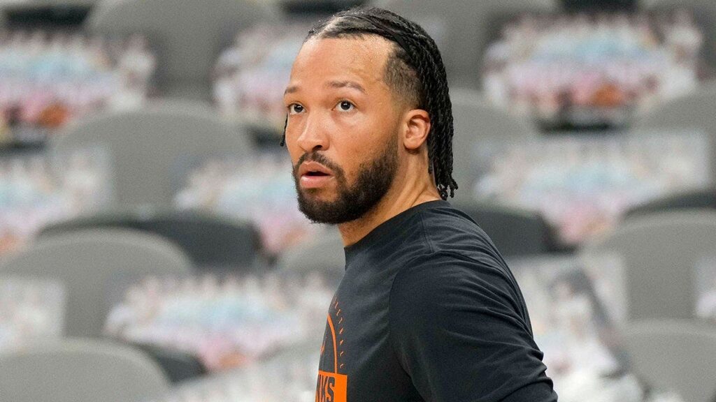 Knicks' Jalen Brunson acknowledges WWE star's voodoo to 'uncurse' team on way to NBA title