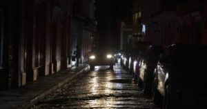 Are headlights too bright? Nearly 380K Canadians told Ottawa their answer