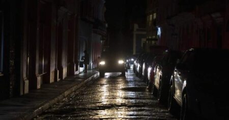 Are headlights too bright? Nearly 380K Canadians told Ottawa their answer