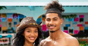 Love Island’s Sincere Accuses Mel of Making Him Feel ‘Disrespected and Embarrassed’ With Her Behavior