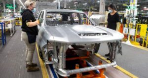 Canadian economy ‘expected to strengthen’ after technical recession: OECD