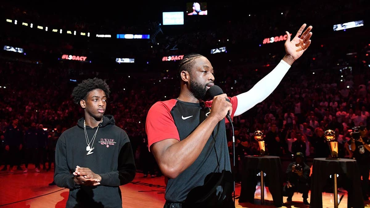 Dwyane Wade thanks Miami Heat fans and teammates at American Airlines Arena
