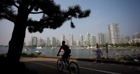 Metro Vancouver outside workers’ strike called off as mediated talks to begin