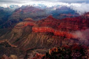 3 hikers die of suspected heat-related illness during rising temperatures at Grand Canyon