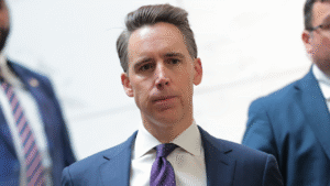 EXCLUSIVE: Hawley pushes new legislation to save rural emergency rooms from 'breakneck' closures