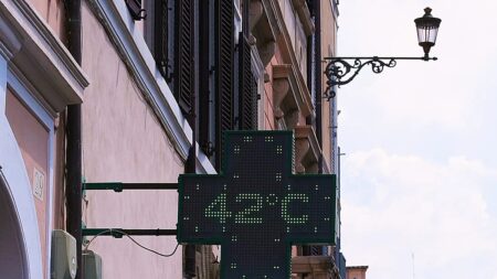 EU pivots from climate mitigation to adaptation in bid to beat heat