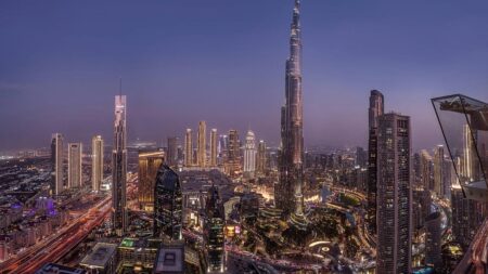 Know someone living in Dubai? Here’s how you could visit them for less