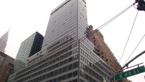 Manhattan high-rise evacuated as officials warn of potential collapse