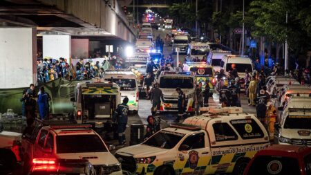 Massive fire rips through pub, killing at least 27 as patrons flee smoke-filled venue