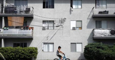 What to do if you lose power or air conditioning in a heat wave blackout