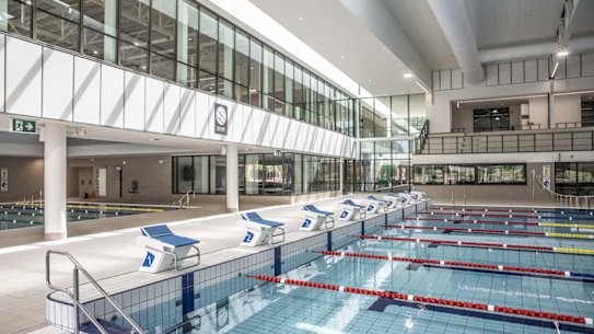 Presbyterian Ladies’ College aquatic centre includes a 50m, eight-lane swimming pool, an 18m learn to swim pool, diving towers and seating for 400.