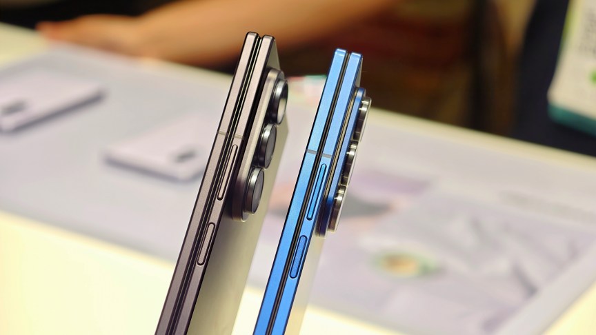 Galaxy Z Fold 8 and Galaxy Z Fold 7