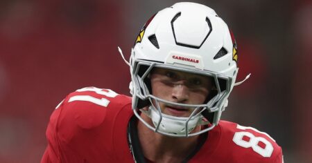 Arizona Cardinals Tight End Travis Vokolek Announces Retirement at 28 After ‘Serious Neck Injury’