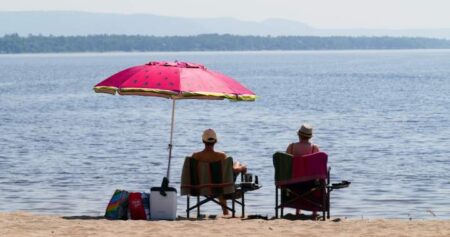 Canadians over 65 more worried about climate change than youth, StatCan says