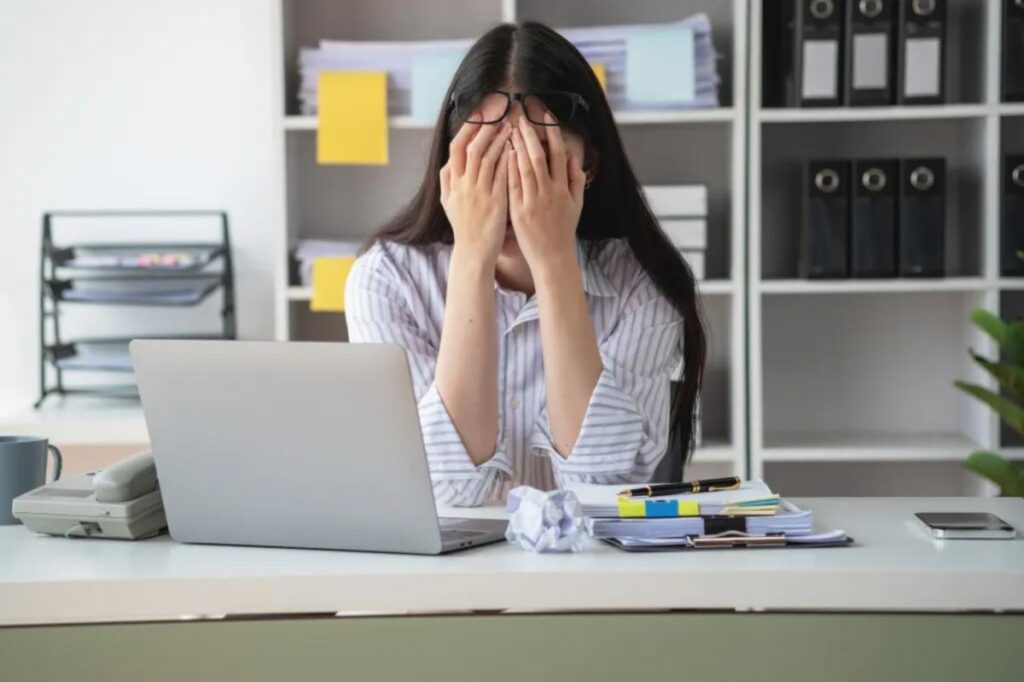 Employees are experiencing a ‘gratitude gap’ — here’s how it’s fueling burnout and turnover