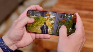 Apple Closes Loophole Letting Buyers Pick Unlocked iPhones Using Carrier Payment Plans