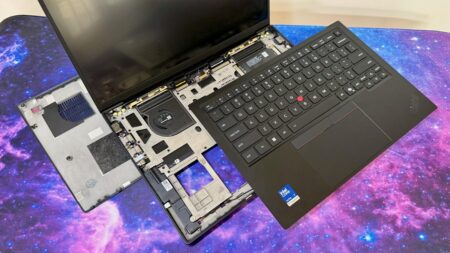 ThinkPad X1 Carbon Gen 14 Review: Lenovo’s Flagship Ultraportable Is Now More Repairable